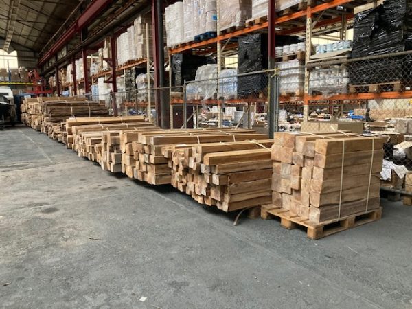 Teak houten balk 10 X 10 X 230 cm
