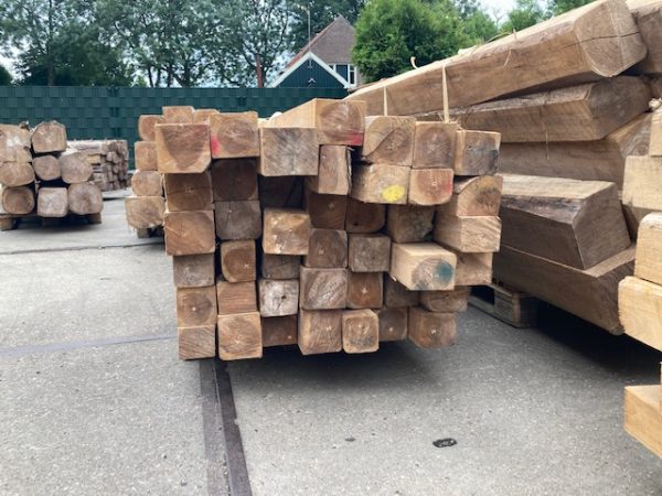 Teak houten balk 30 X 30 X 230 cm